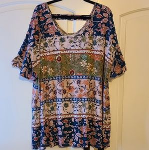 Avenue 30/32 Floral Cut out back top
